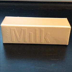 Milk makeup - Flex foundation stick - Light sand